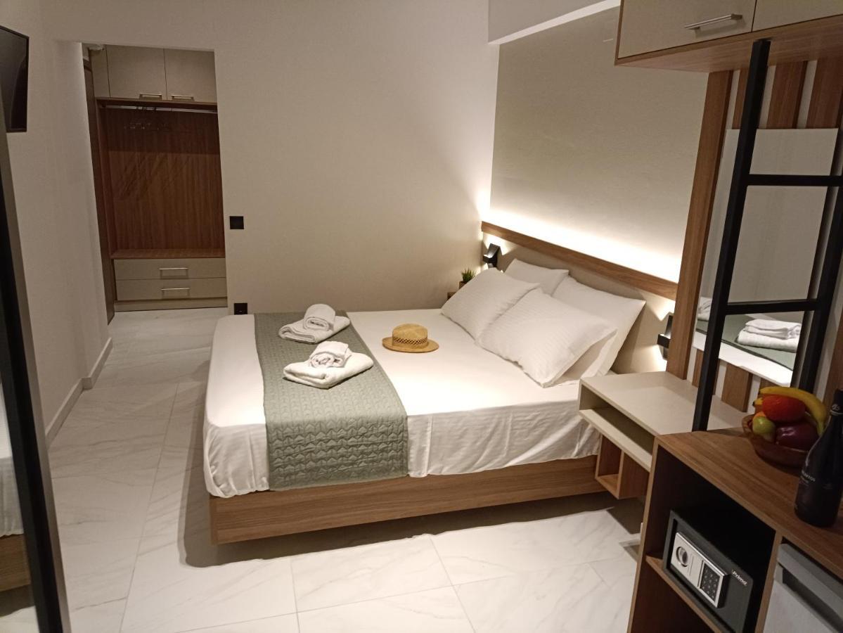 Ruby Luxury Suites Chania  Bagian luar foto