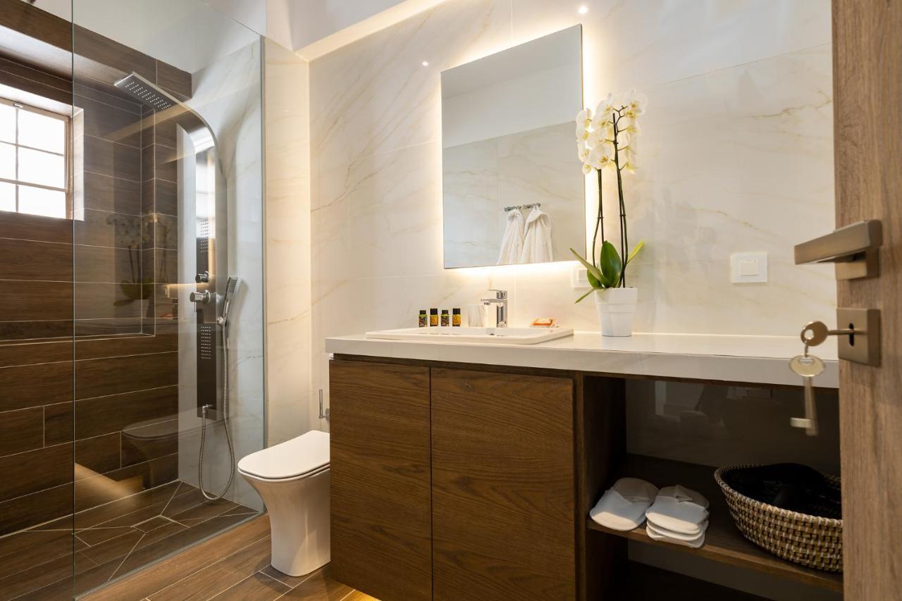 Ruby Luxury Suites Chania  Bagian luar foto